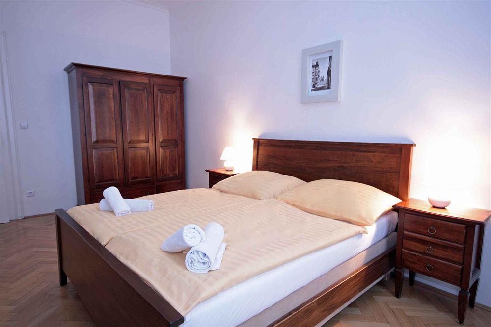 Leo Apartments Old Town Prag Eksteriør billede